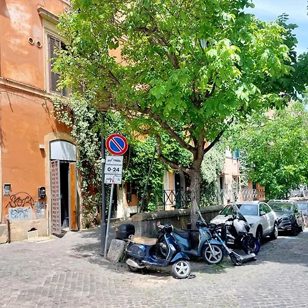 Apartment Tevere Rom